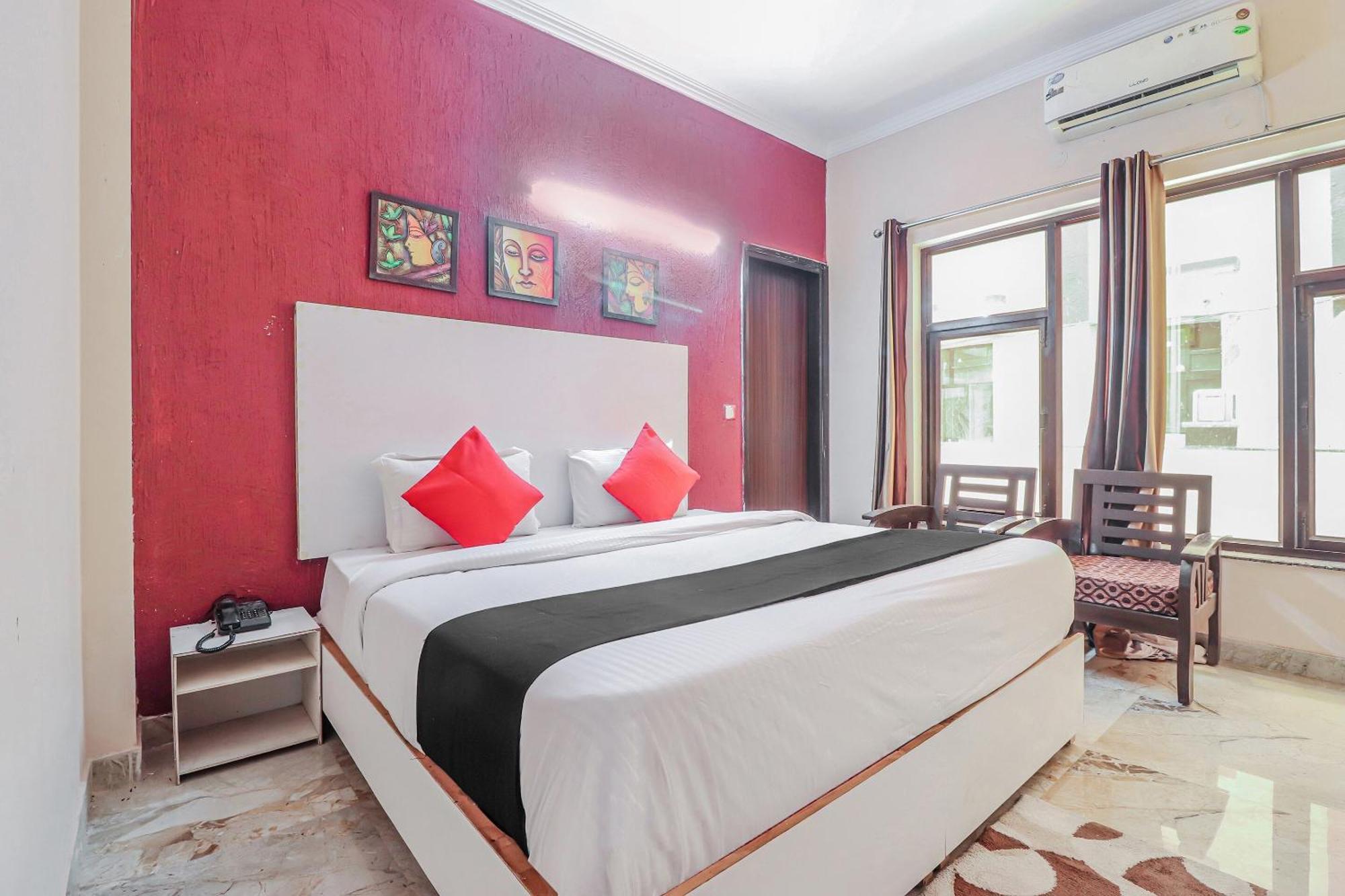 Hotel O Soho.O Noida Exterior photo