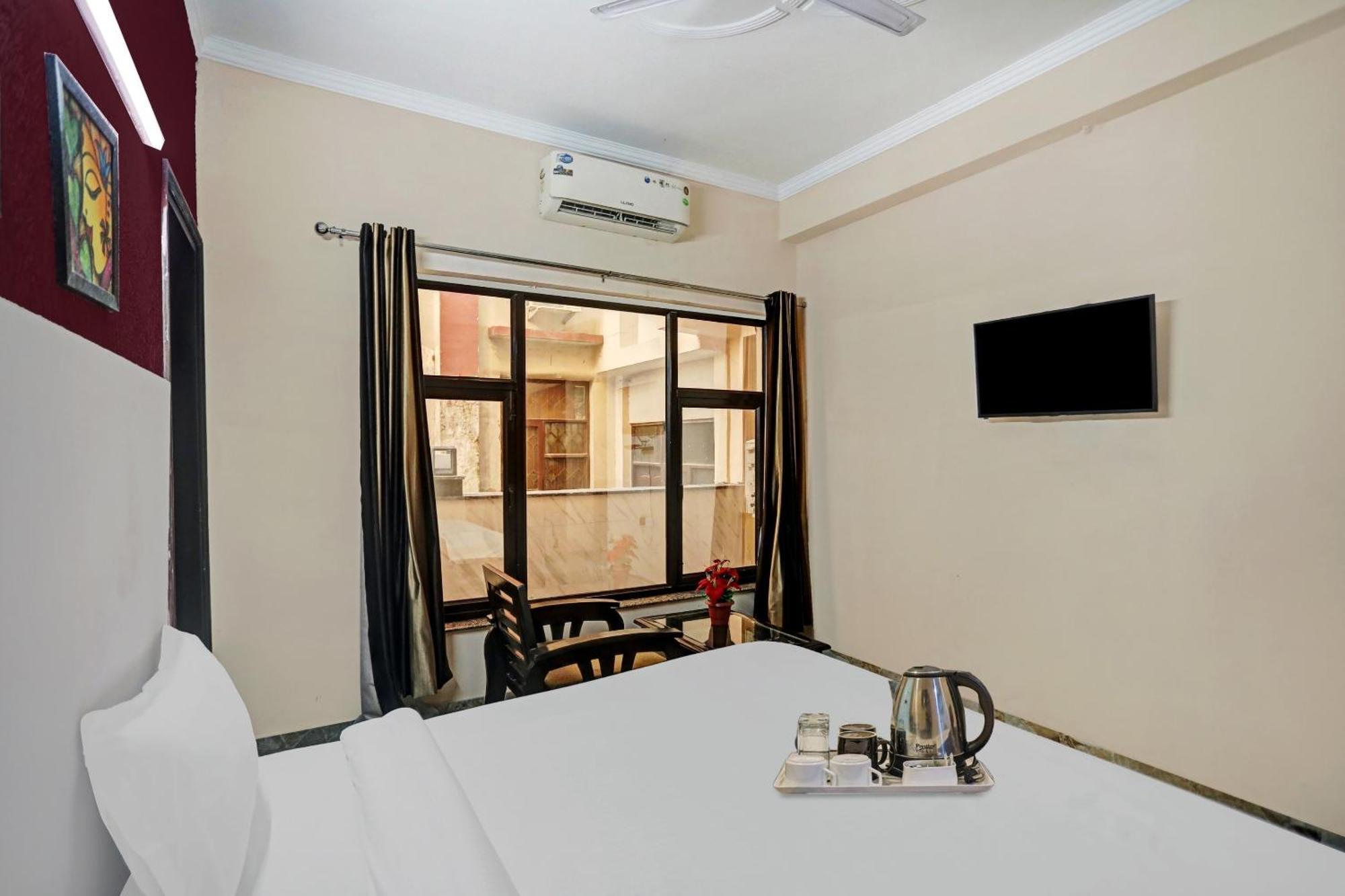 Hotel O Soho.O Noida Exterior photo
