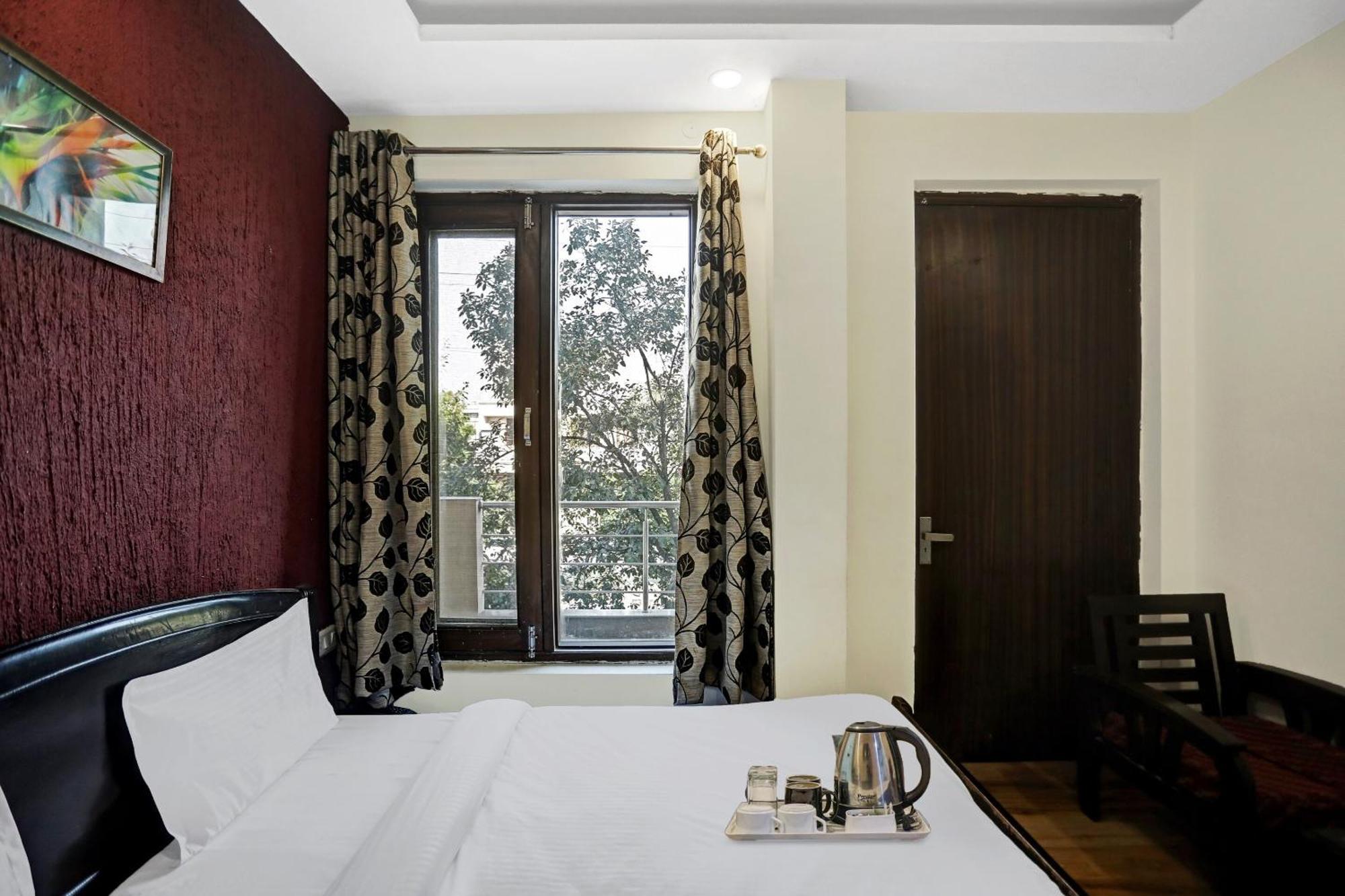 Hotel O Soho.O Noida Exterior photo