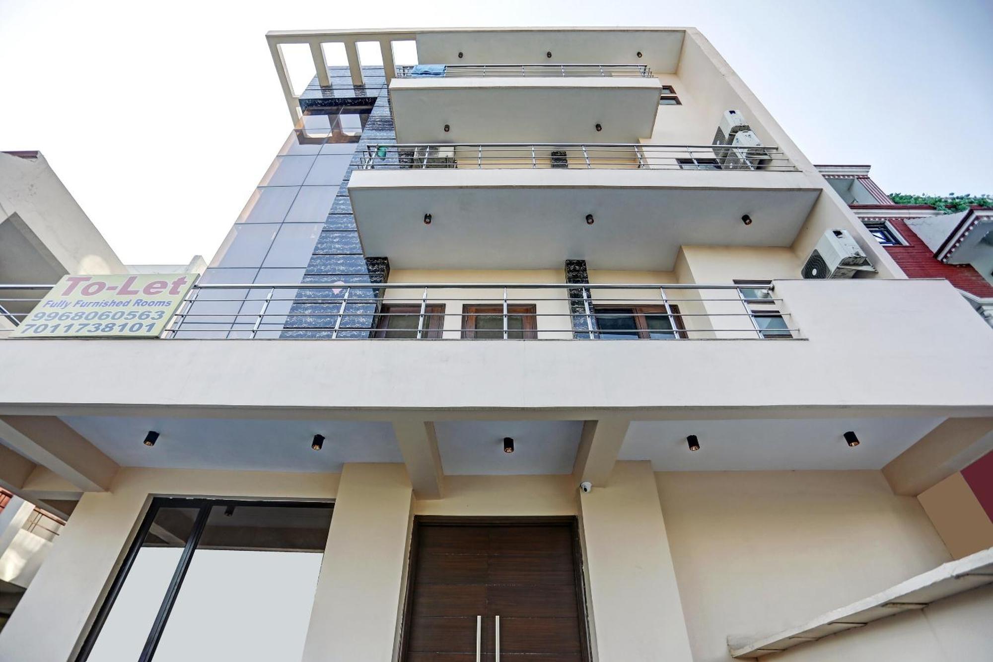 Hotel O Soho.O Noida Exterior photo
