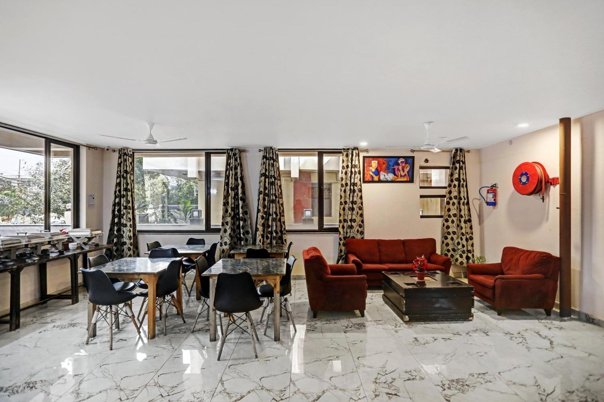 Hotel O Soho.O Noida Exterior photo